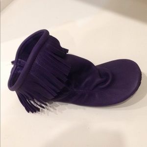 Footskins 100% Deerskin Leather Fringed Moccasin